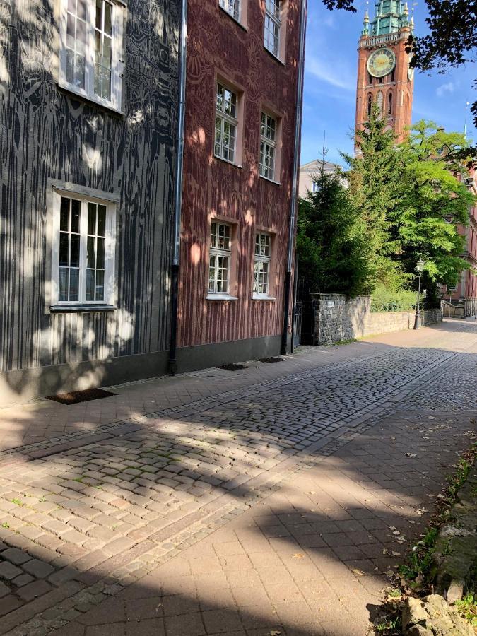 Apartament Ogarna Old Town Gdanskアパートメント エクステリア 写真