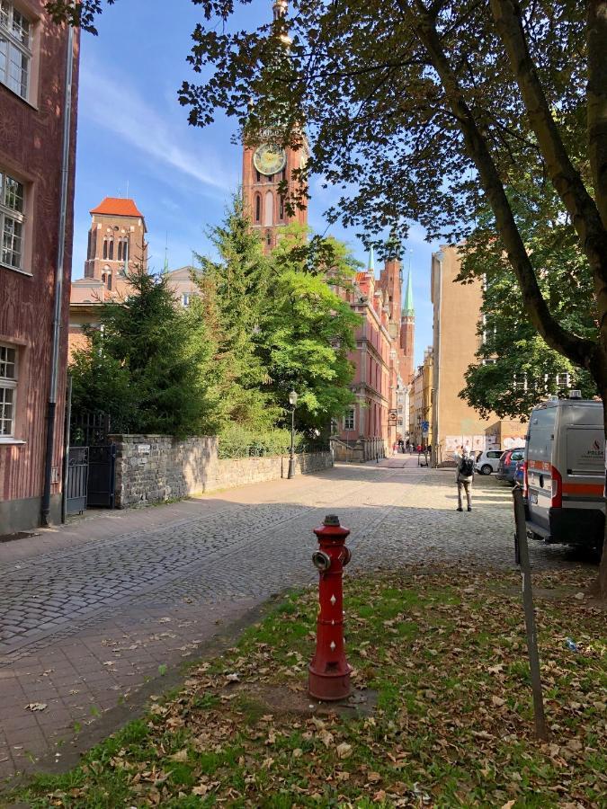 Apartament Ogarna Old Town Gdanskアパートメント エクステリア 写真